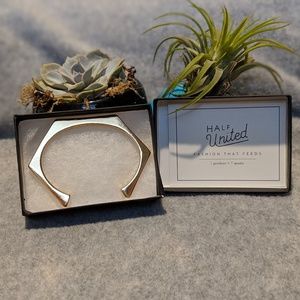 Half United Hex Cuff